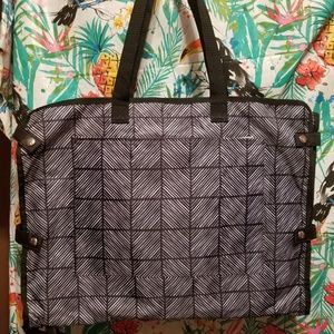 Thirty-one Hanging Garment bag